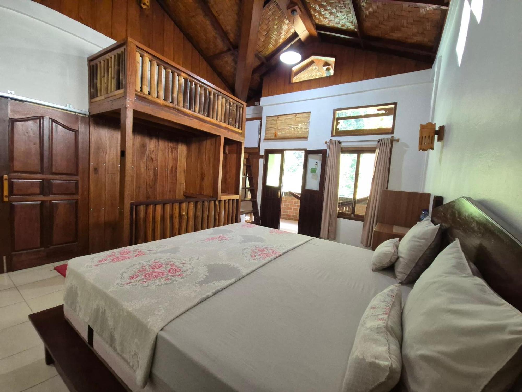 Sam'S Bungalows And Treks Букит-Лаванг Экстерьер фото